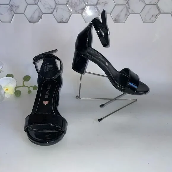 Steve Madden Black Heels with Ankle Strap - Picture 5 of 9